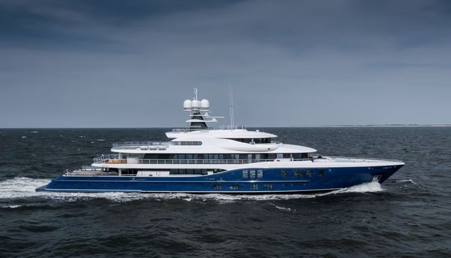  M&EM                                     yacht for Charter             