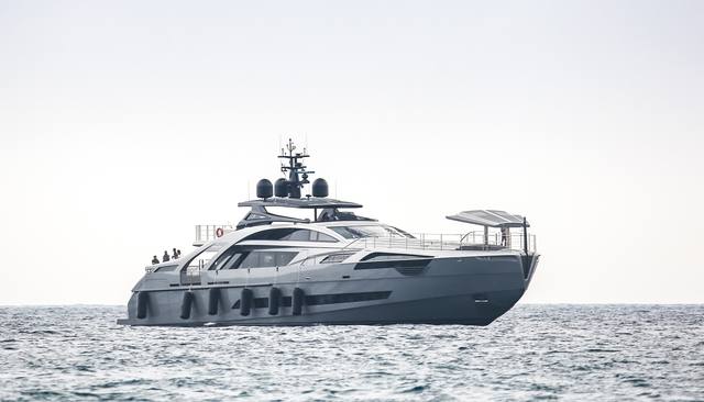  yacht for Charter             