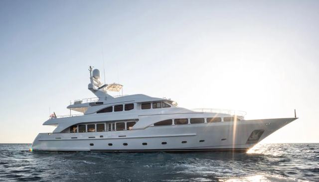  Sereno                                     yacht for Charter             