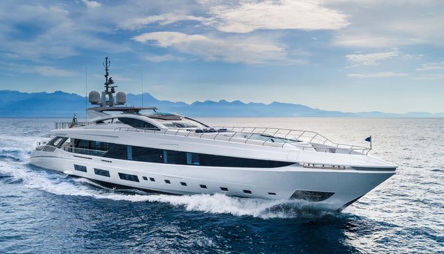  El Leon                                     yacht for Charter             