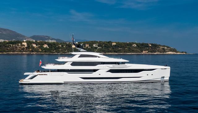 O'Madeleine yacht 