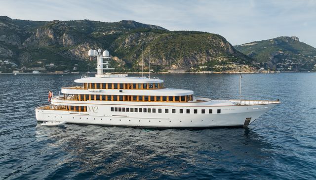 Wedge Too yacht 