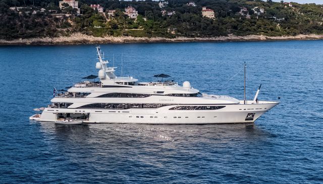Lioness V yacht for Sale 