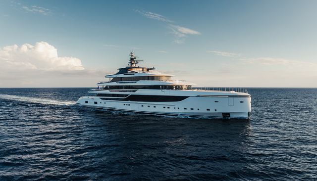Silver Fox yacht 
