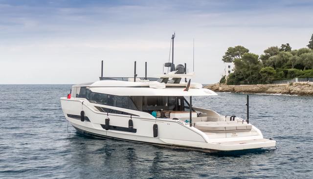 D&B yacht for Sale 