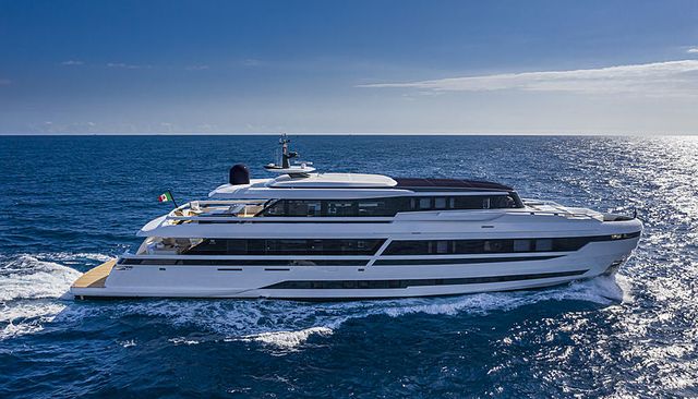 L.A.U.L. yacht for Sale 