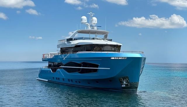 Ray yacht 