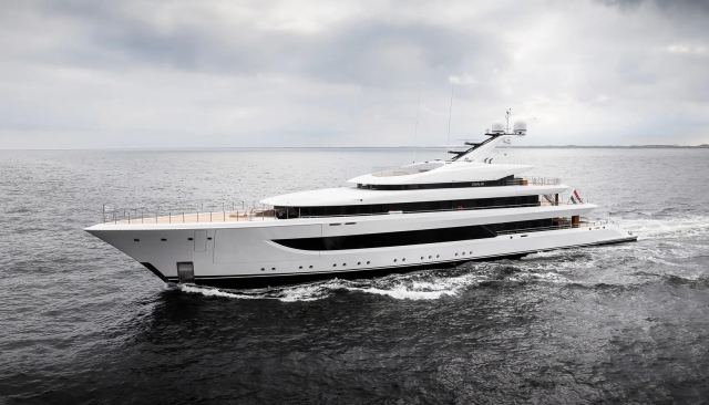 Stella M yacht 