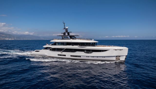 Lady Sarah yacht 