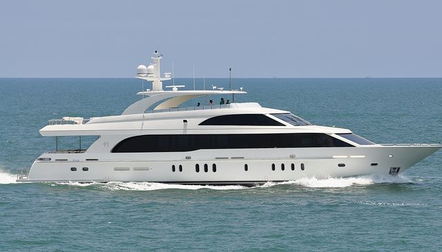 Mesmerize yacht for Sale 