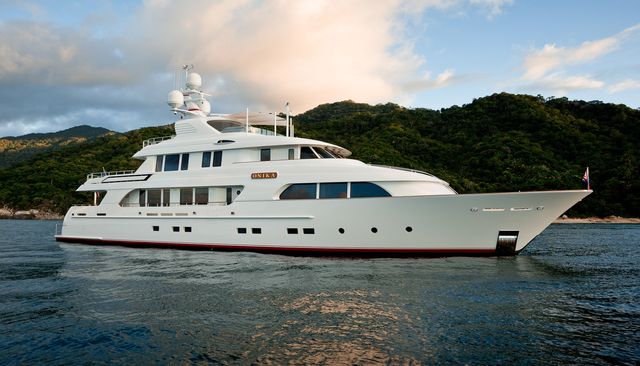Onika yacht 