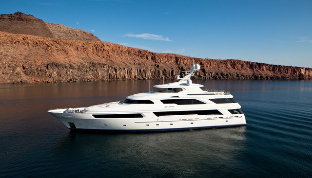 Helios 3 yacht for Sale 