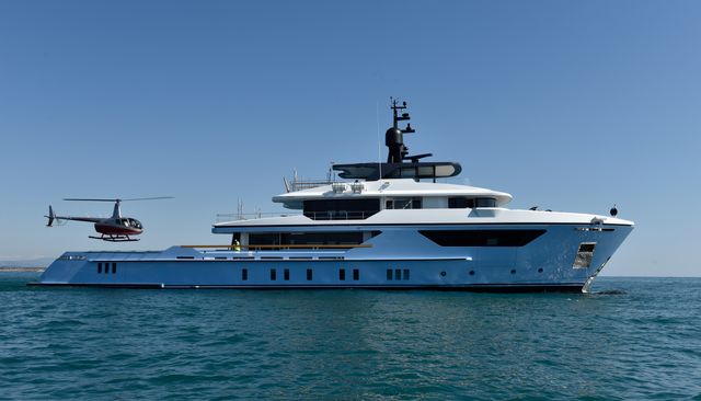 Ocean Dreamwalker III yacht 