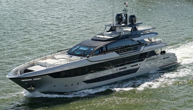 Euro yacht 