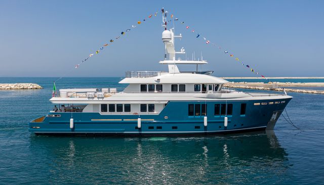 Buzios yacht 
