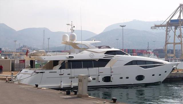 Uhud yacht 