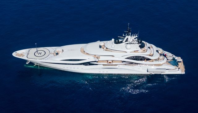 Al Lusail yacht 