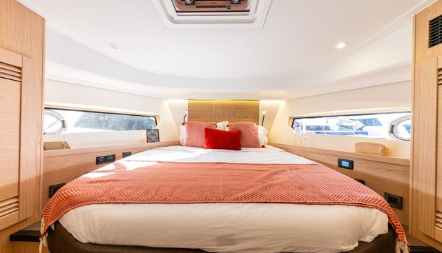noname yacht for sale 10