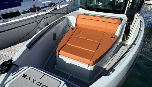 Blade yacht for sale 33