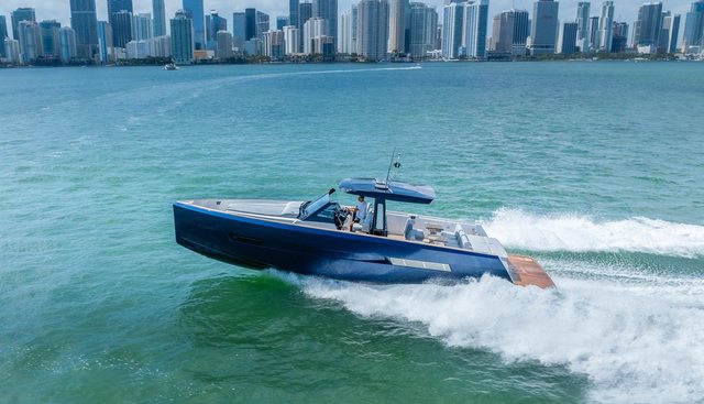 HINJUICE yacht for sale 8