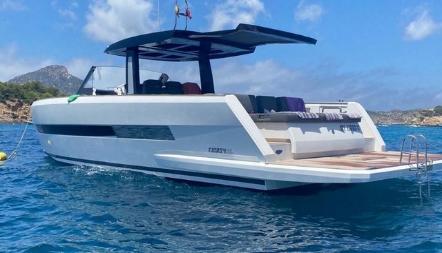 noname yacht for sale 8