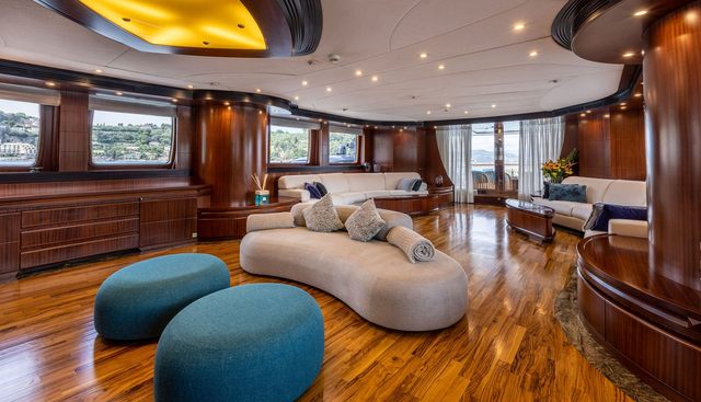 Holiday yacht for sale 5