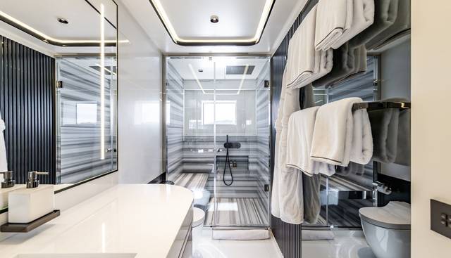 FELICITÀ yacht for sale 14