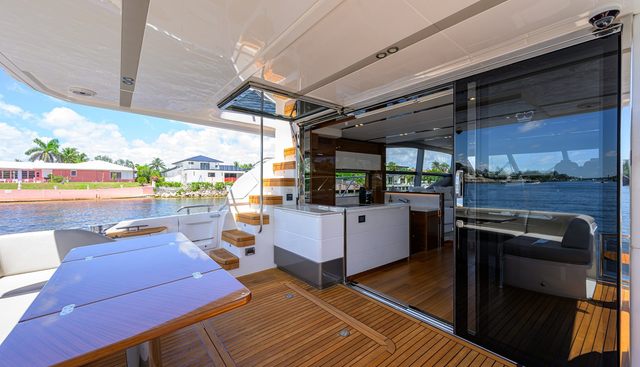 MISS AMY yacht for sale 128