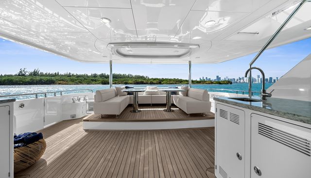 La-la-la yacht for sale 19