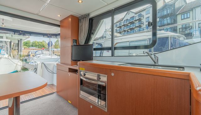 noname yacht for sale 8