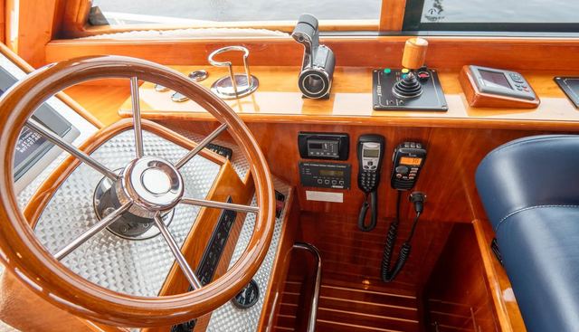 Sapphire II yacht for sale 25