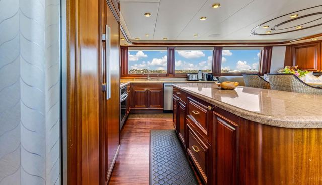 FIRST LIGHT yacht for sale 33