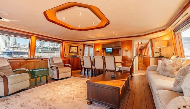 Snowbored yacht for sale 9