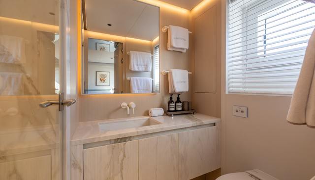 Stellamar yacht for sale 32