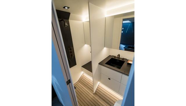 Robin's Nest yacht for sale 137