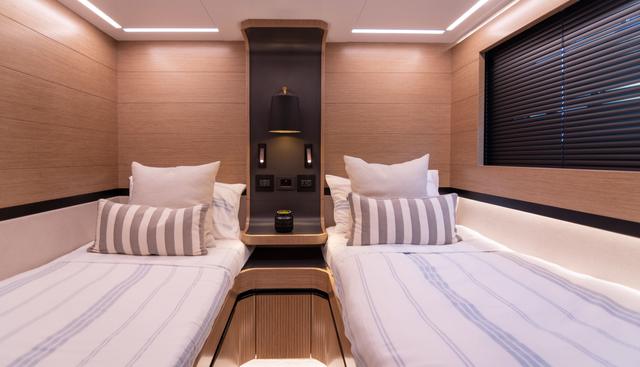 Bahari yacht for sale 25