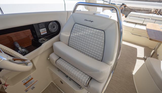 Pan of London yacht for sale 24