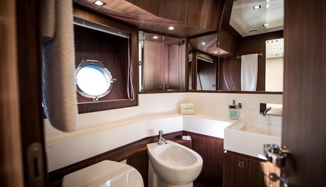 Wildone yacht for sale 23