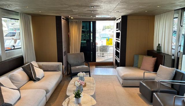 SL94 yacht for sale 8