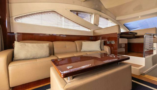 KA-BAR yacht for sale 25