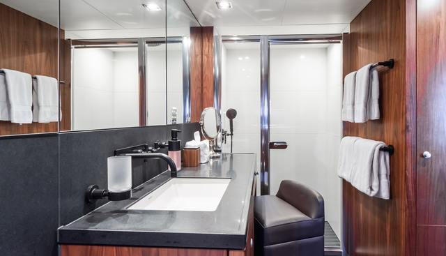 DESEO yacht for sale 20