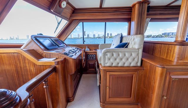 noname yacht for sale 33