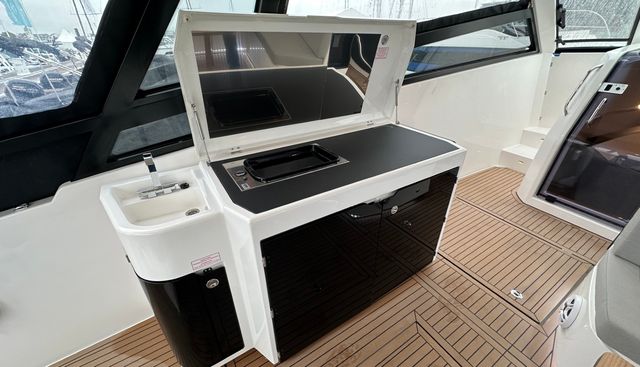 noname yacht for sale 3