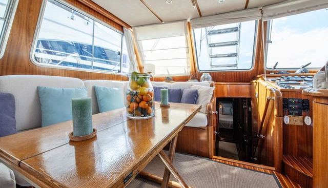 NIU TRANQUIL yacht for sale 19