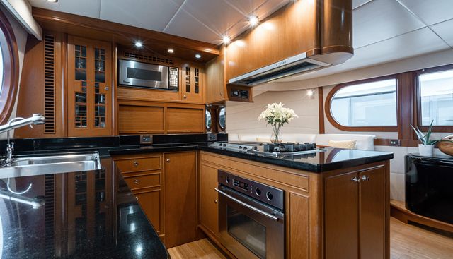 Happiness II yacht for sale 17