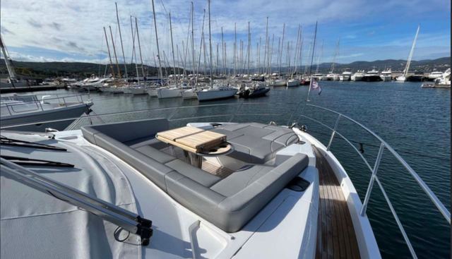 MACESAN yacht for sale 9