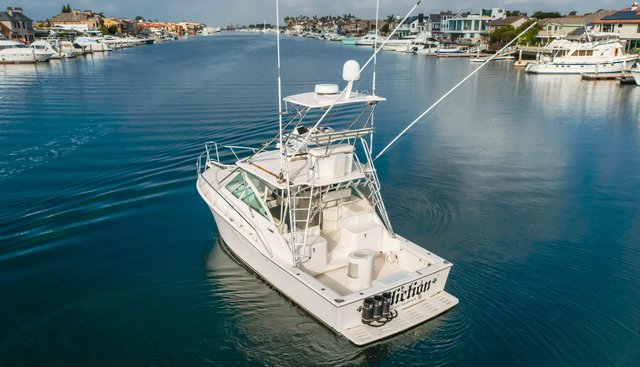 Affliction yacht for sale 14