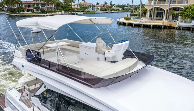 Amelia Seas yacht for sale 23