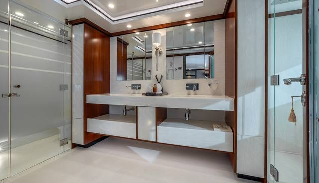 TITIAN PEARL yacht for sale 33