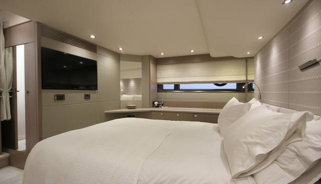 SUZY Q yacht for sale 34